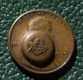Moneta Lincoln che mostra il simbolo della geometria sacra della squadra e del compasso massonico