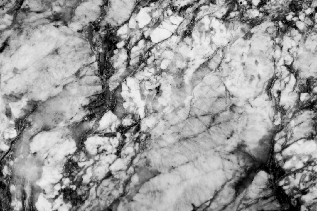 Marble surface echoing checkered floor duality in Masonic symbolism