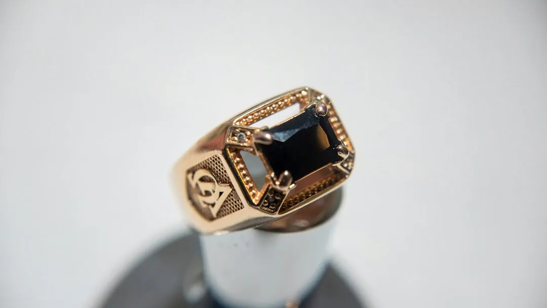 33rd degree freemason ring displaying ornate masonic insignia